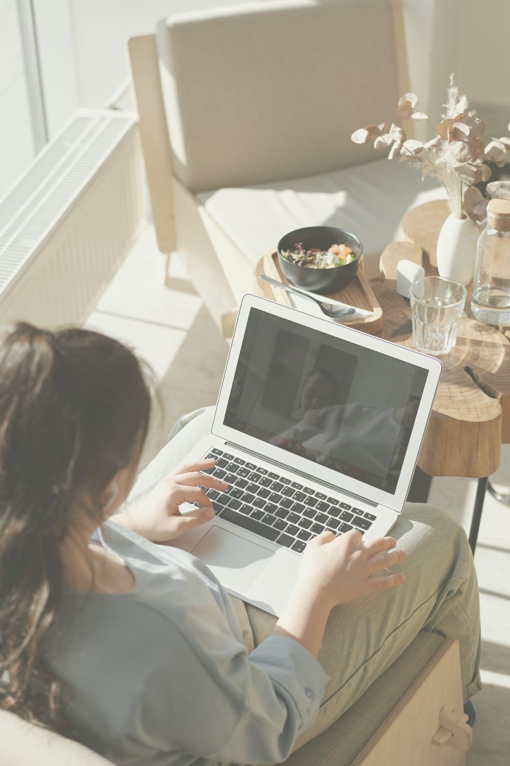 50 Productivity Tips and Tricks to Try This Year and Reach Your Goals